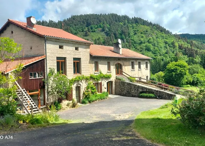 Gite De Vaubarlet Au Calme